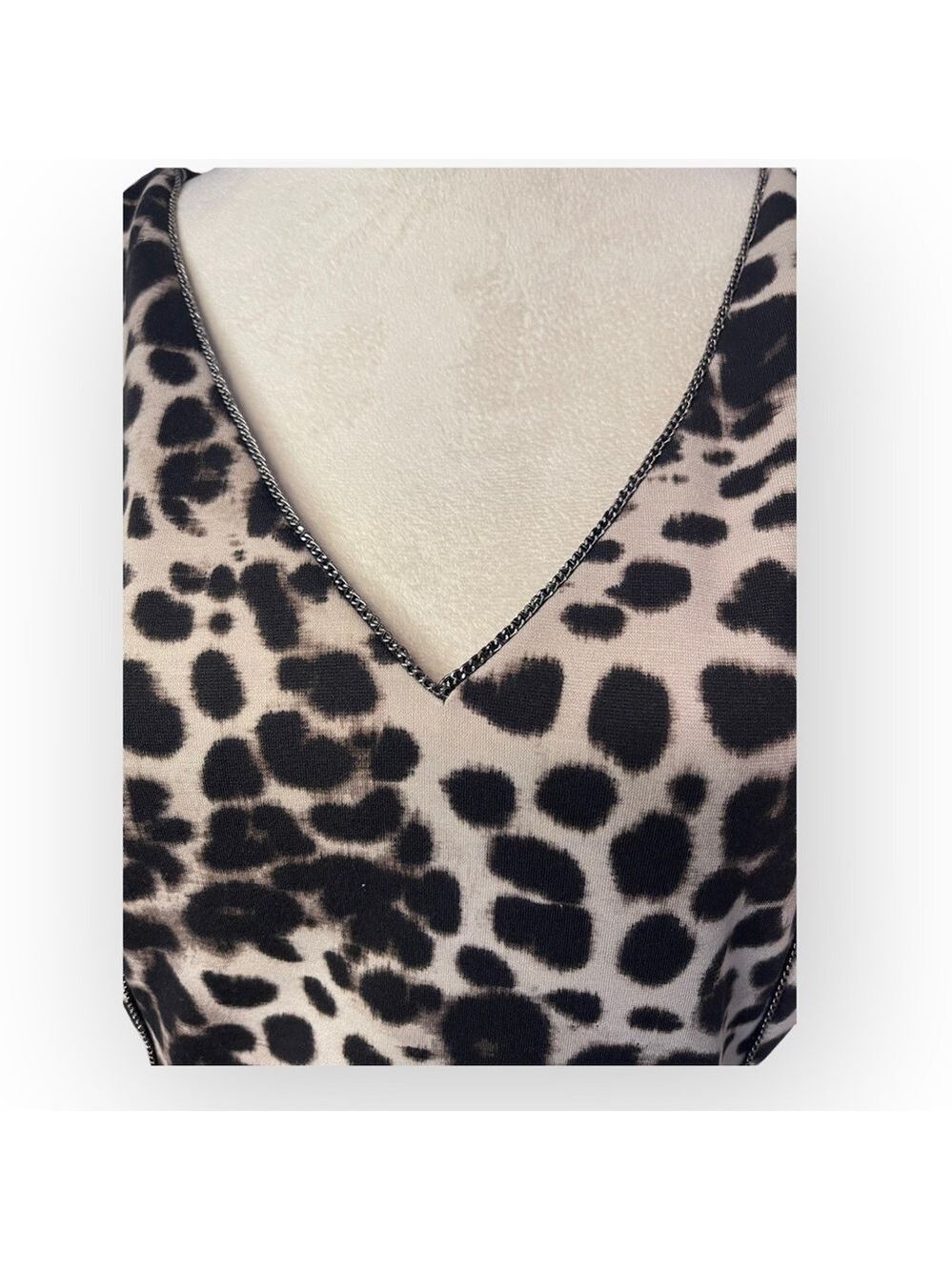 Jennifer Lopez Embellished Sheath Sleeveless Animal Print Dress - Picture 7 of 9